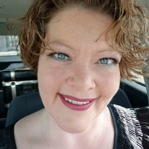 Meet your Posher, Donia